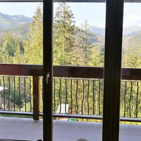 アパート Z Kogutem ザコパネ